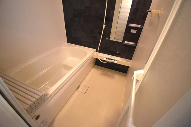 バス・シャワールーム　浴室