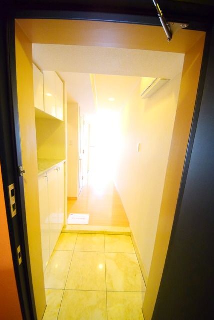 玄関　★★玄関より★★