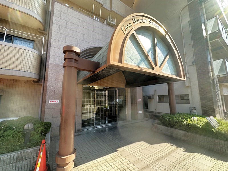 ライオンズマンション三宮東第2の外観写真