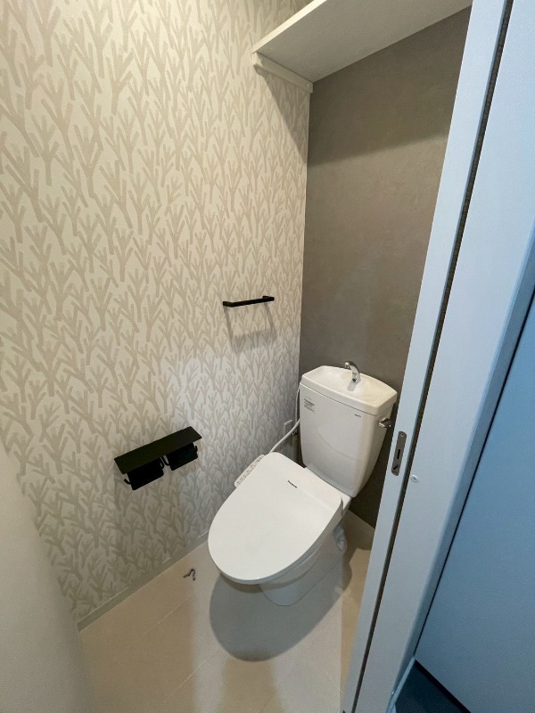 トイレ　トイレ