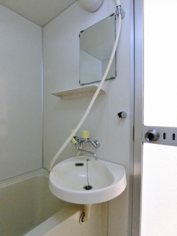 洗面設備　図面と現状に相違がある場合には現状を優先