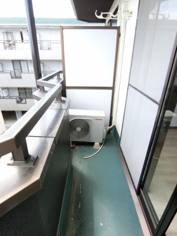 バルコニー　図面と現状に相違がある場合には現状を優先