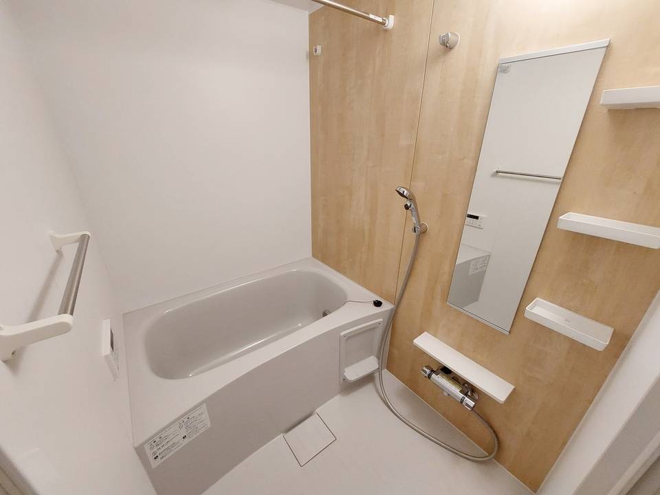 バス・シャワールーム　浴室