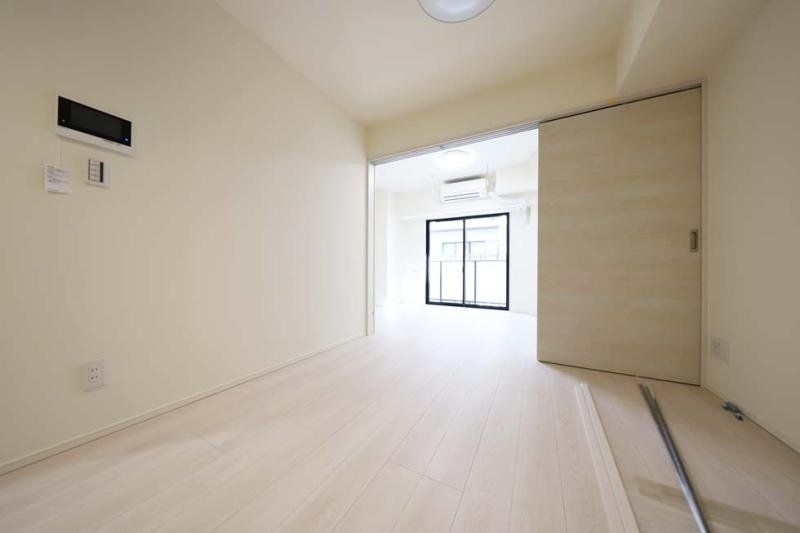 居室・リビング　室内