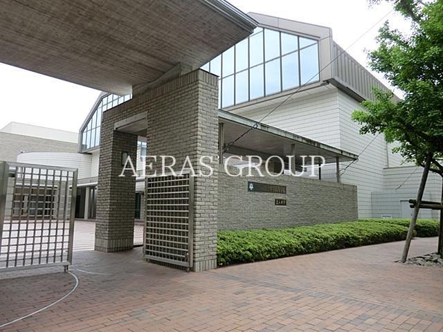 中学校　カリタス学園中・高等学校（中学校）まで858m