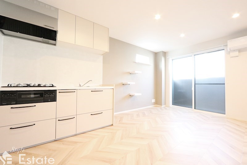 居室・リビング　1LDK[ LDK9.9 x 洋5.0 ]