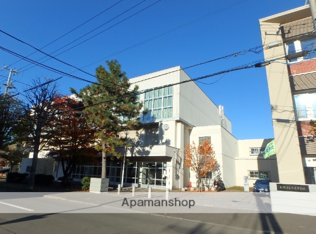 中学校　伏見中学校（中学校）まで440m