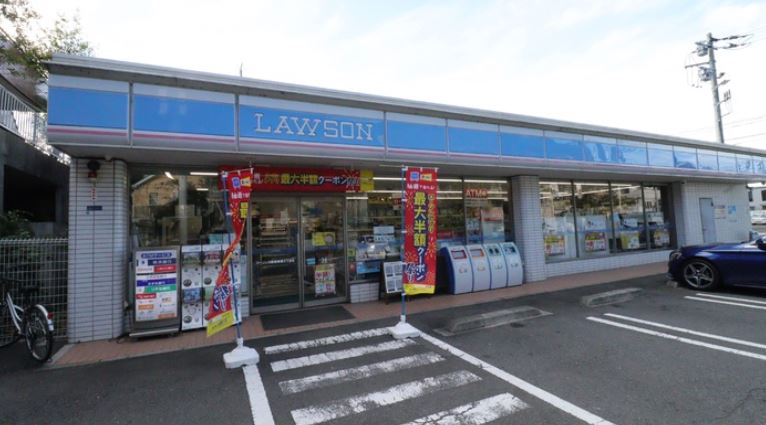 コンビニ　ローソン川崎菅馬場3丁目店（コンビニ）まで748m