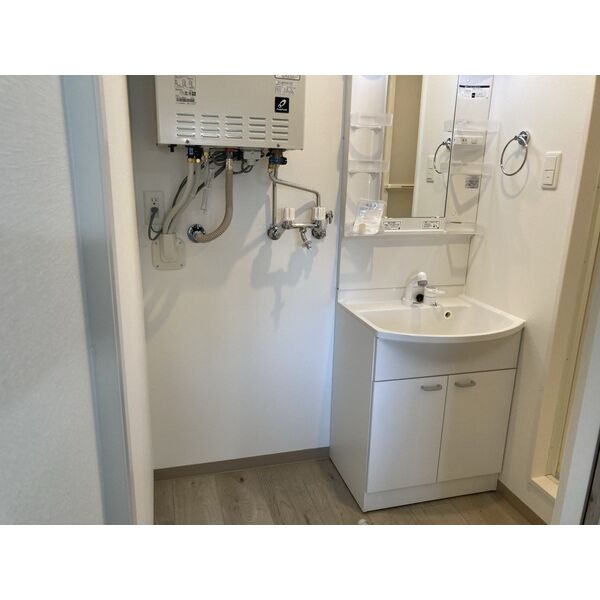 洗面設備　忙しい朝には欠かせない洗面所です