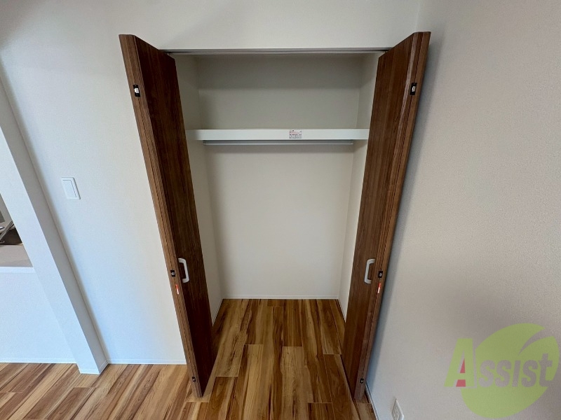 収納　洋室にはクローゼットがあるのですっきり片付きそうです。