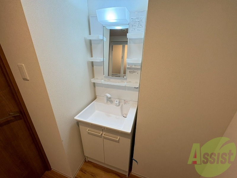 洗面設備　シャンプードレッサーで身支度もラクラクです！