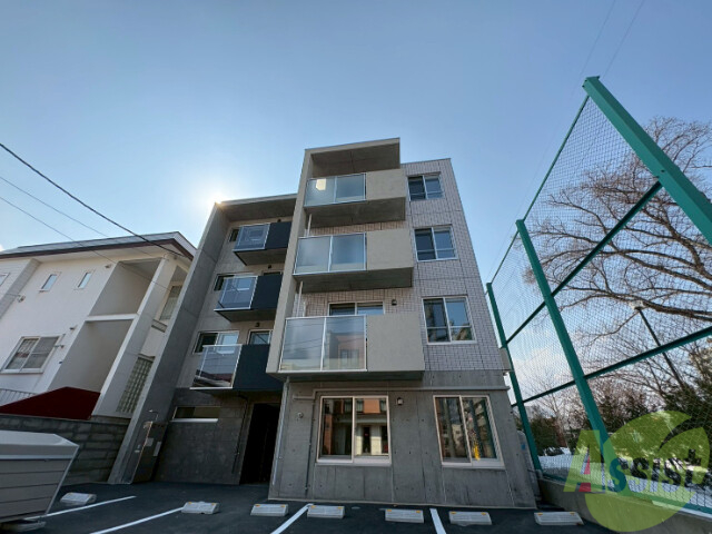 建物外観　札幌市中央区北七条西「ブリス北円山」