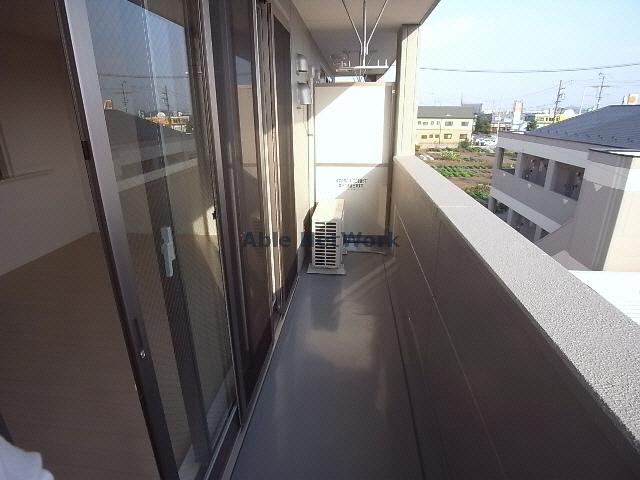 バルコニー　ベランダ