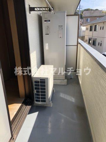 バルコニー　陽当たり良好なバルコニーです