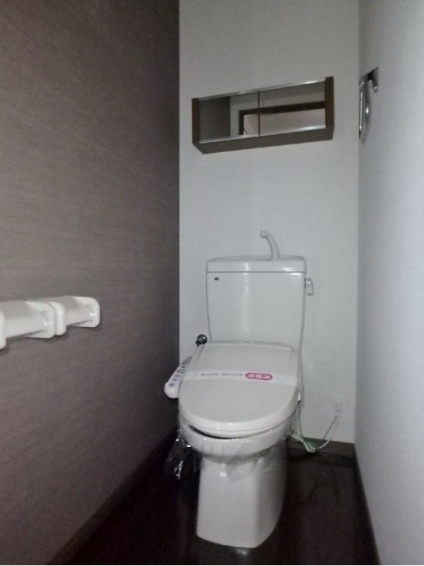 トイレ　図面と現状に相違がある場合には現状を優先