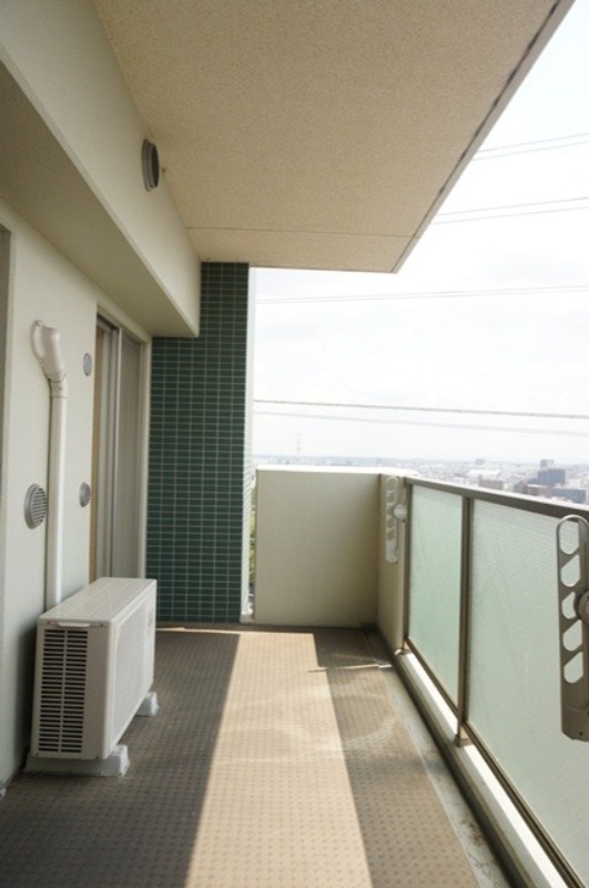 バルコニー　図面と現状に相違がある場合には現状を優先