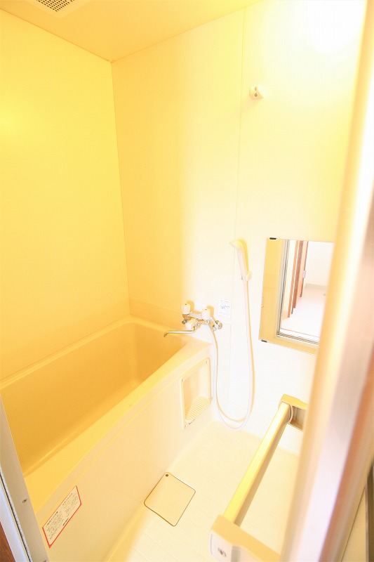 バス・シャワールーム　お風呂です♪