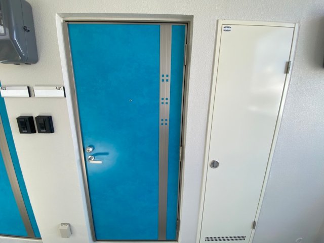 玄関　ヒルトップスクエア★那覇市字与儀エリア