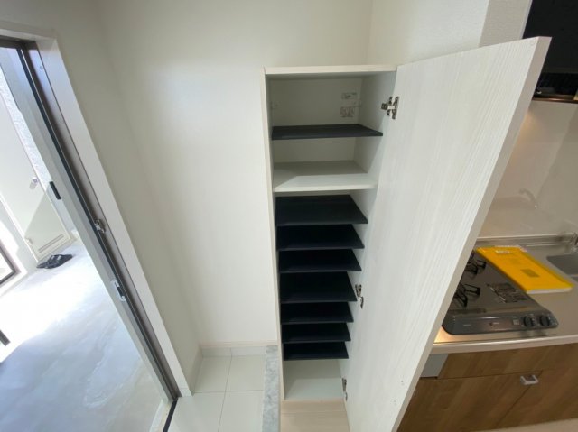 収納　ヒルトップスクエア★那覇市字与儀エリア