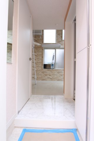 玄関　同タイプ参考写真です。