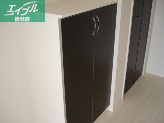 玄関　下駄箱（イメージ）