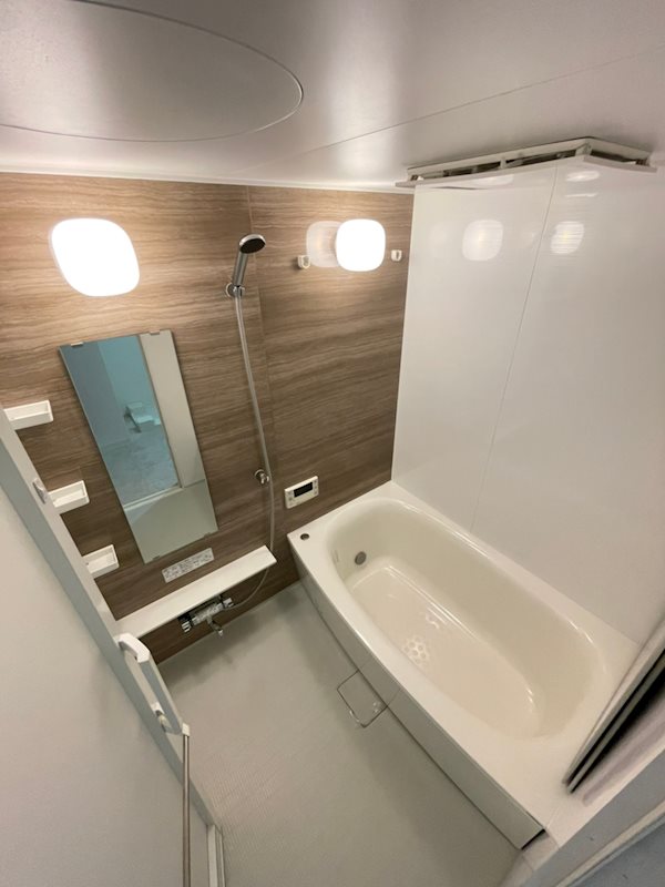 バス・シャワールーム　お店のオフィシャルラインにご登録で