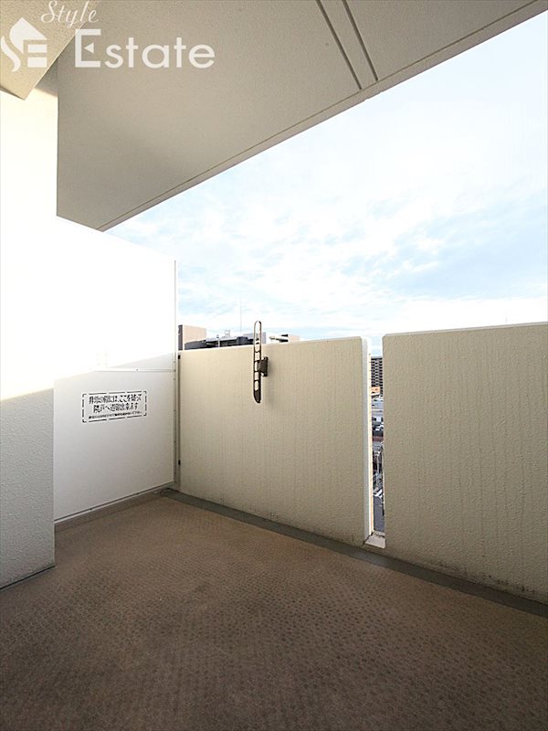 バルコニー　バルコニー