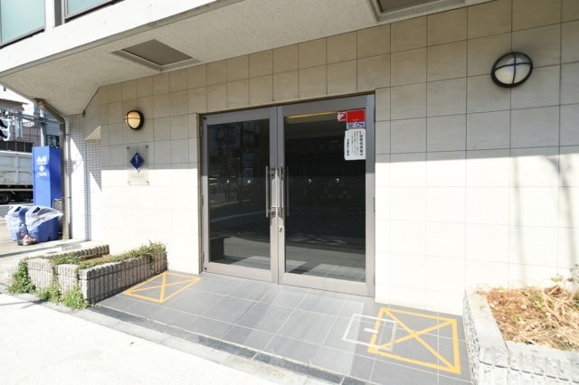 エントランス　エントランス