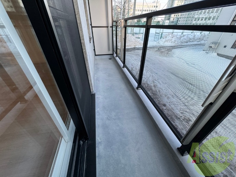 バルコニー　バルコニーです。洗濯物を干したり一息ついたりできますね！