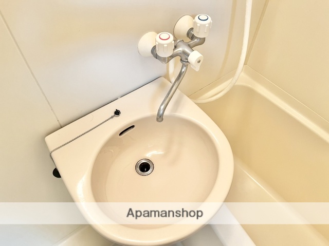 洗面設備　アパマン上新庄店の専属募集物件！現地待合せ対応可能です♪