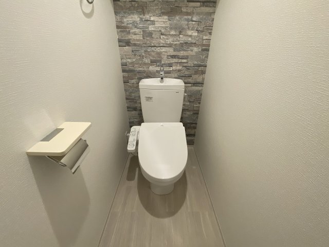 トイレ　カラーパターンが異なる場合がございますので、写真はイメージと