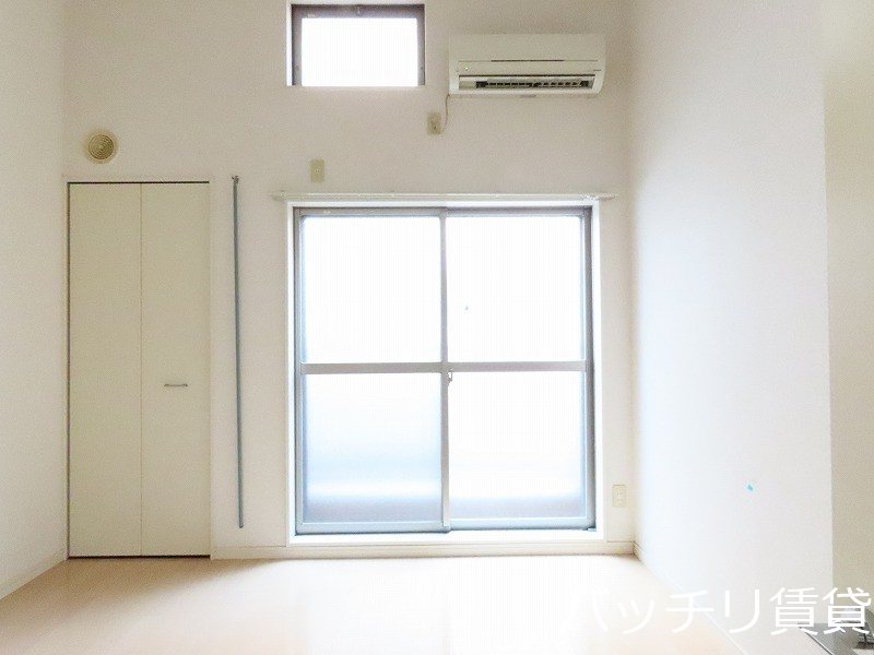 バルコニー　同型タイプの為、現状を優先致します。