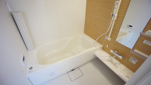 バス・シャワールーム　浴室