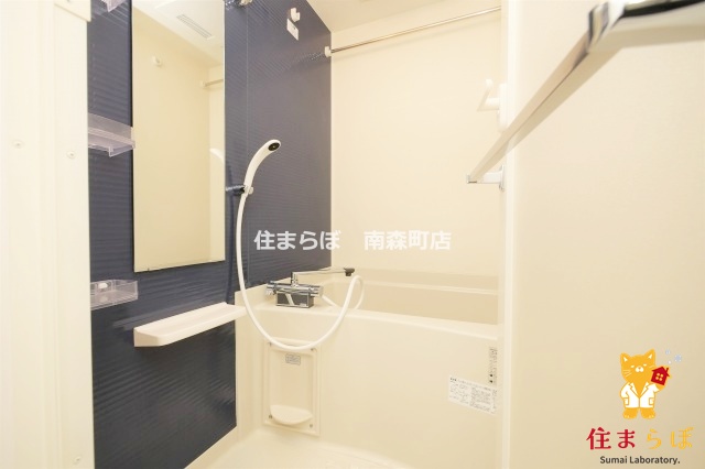 バス・シャワールーム　「見た目じゃなく、心に“しっくりくる”を大切に。」