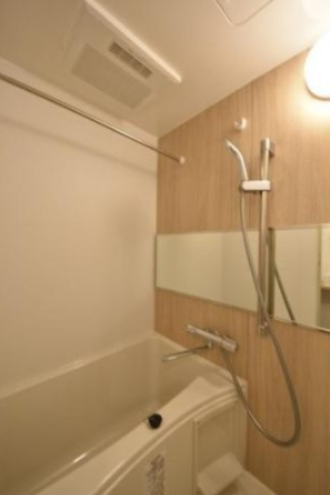 バス・シャワールーム　風呂
