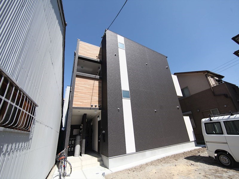 建物外観　外観　デザイナーズ　光インターネット無料