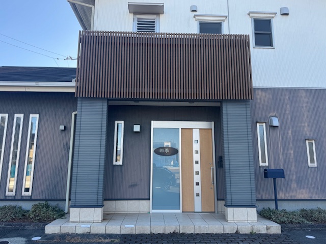 その他　正面入り口