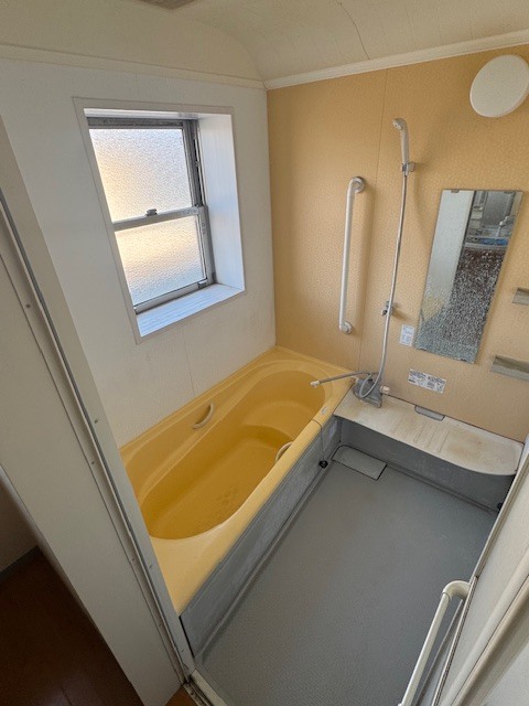 バス・シャワールーム　２F浴室