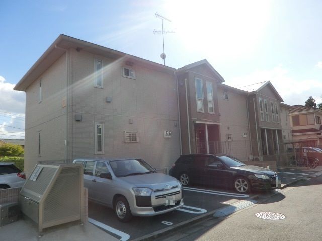 建物外観　人気の大和ハウス施工物件。