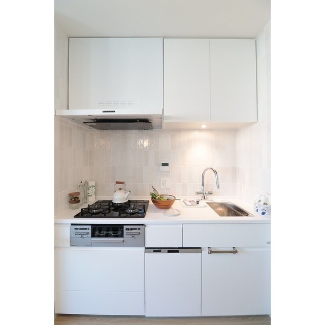 キッチン　家具・家電の備え付けはありません