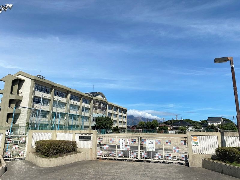 中学校　伊敷台中学校（中学校）まで1600m