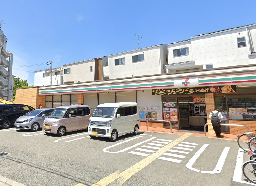 コンビニ　セブンイレブン 尼崎神田南通6丁目店（コンビニ）まで247m