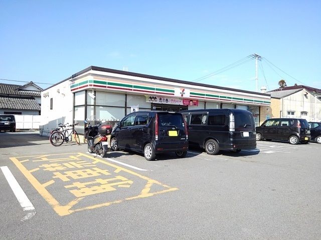 コンビニ　セブンイレブン小郡運動公園前店（コンビニ）まで500m