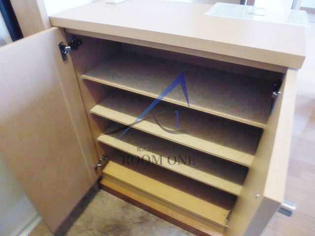 玄関　玄関です。