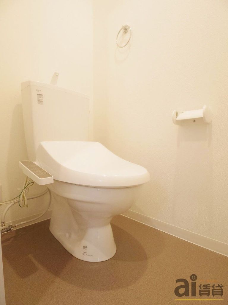 トイレ　※同施工写真です