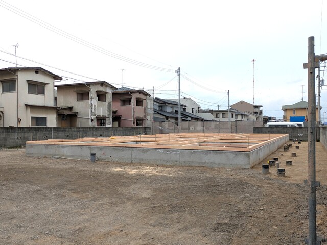建物外観　建築中