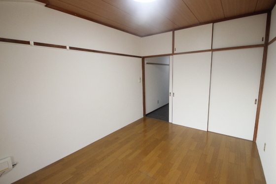 居室・リビング　※別号屋の写真です