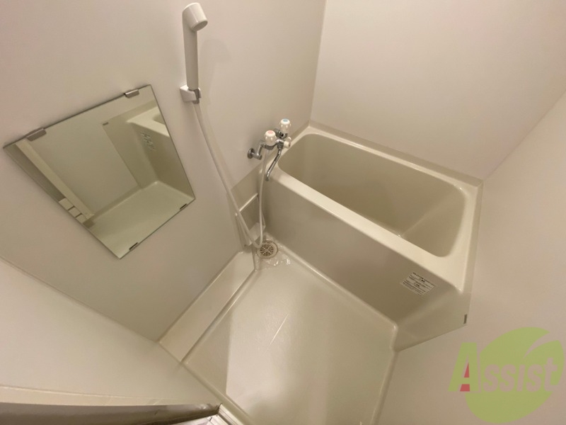 バス・シャワールーム　お風呂です。ゆっくりお風呂につかるのも体に良いですね～