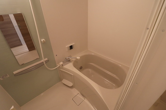 バス・シャワールーム　浴室