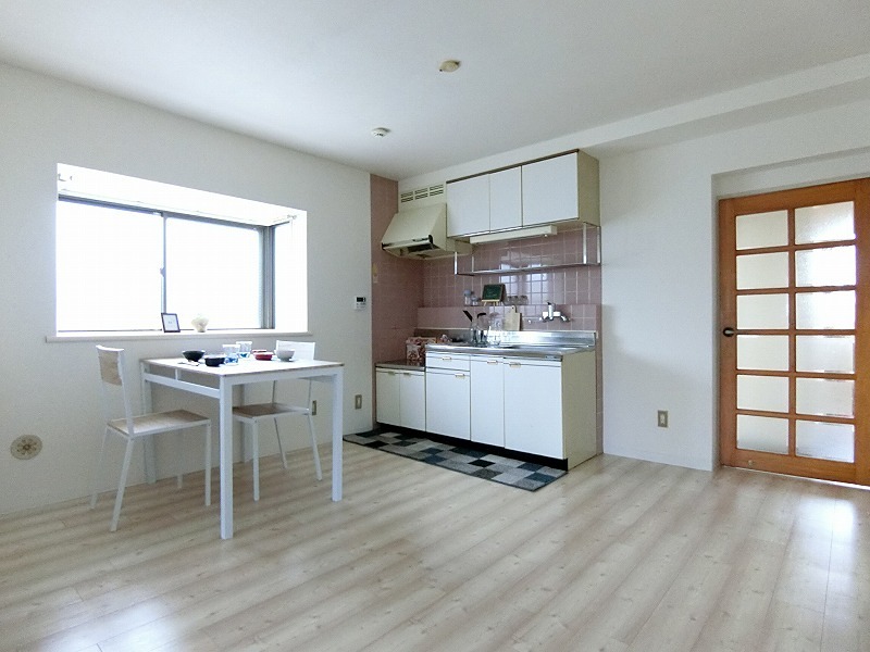 居室・リビング　※家具付きではございません